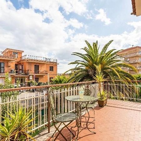 Casa Daniela&Mauro Apartment Рим Екстериор снимка