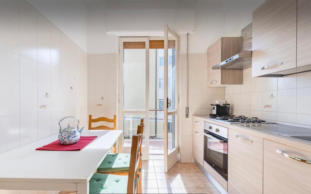 Casa Daniela&Mauro Apartment Рим Екстериор снимка